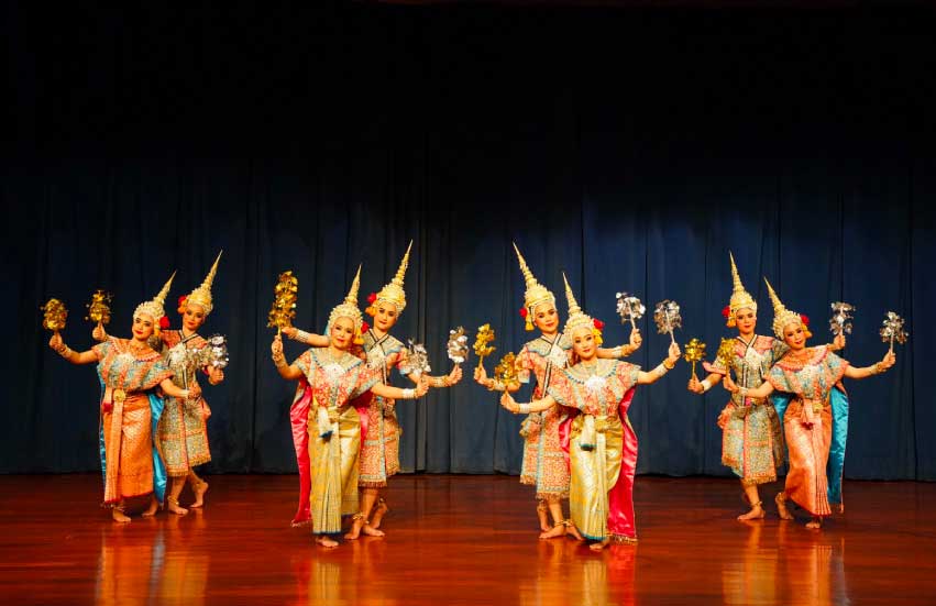 International Cultural Performance in Celebration of the Royal Coronation Ceremony