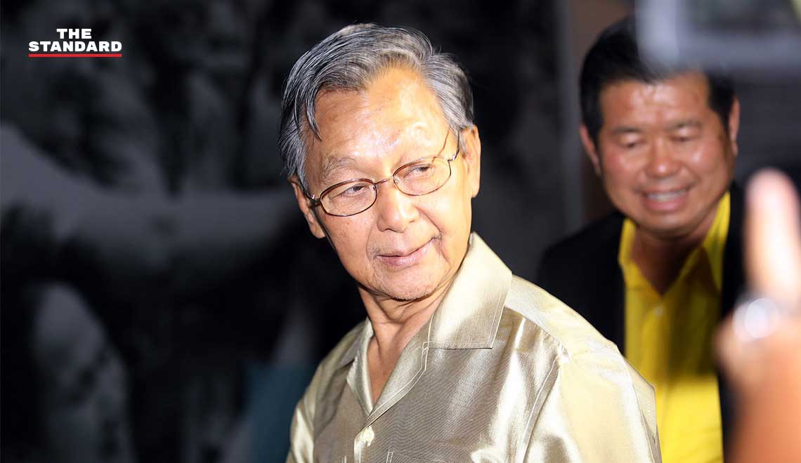 Chuan Leekpai President of the House nominate