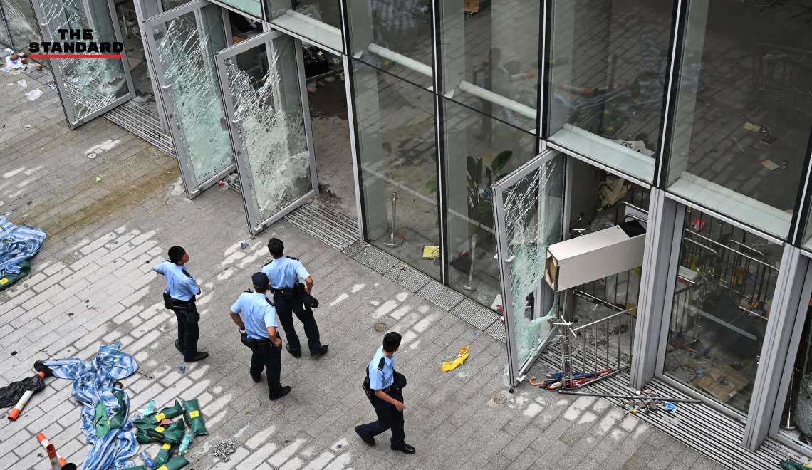 China condemns Hong Kong protesters for violence