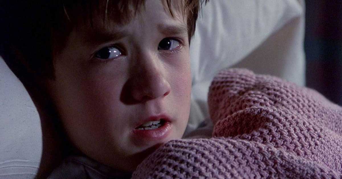 2 สิงหาคม 1999 The Sixth Sense ภาพยนตร์ดราม่าสยองขวัญกับพล็อตหักมุม