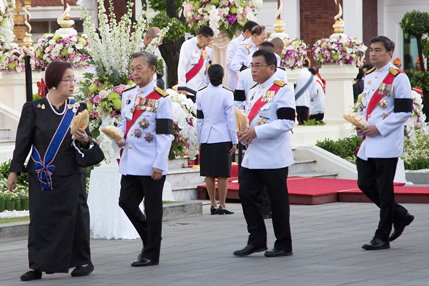 เปรม ติณสูลานนท์