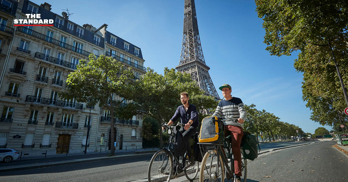 หอไอเฟล ฝรั่งเศษ คนขี่จักยานบนถนน ฝรั่งเศสกลับมาติดโควิด-19