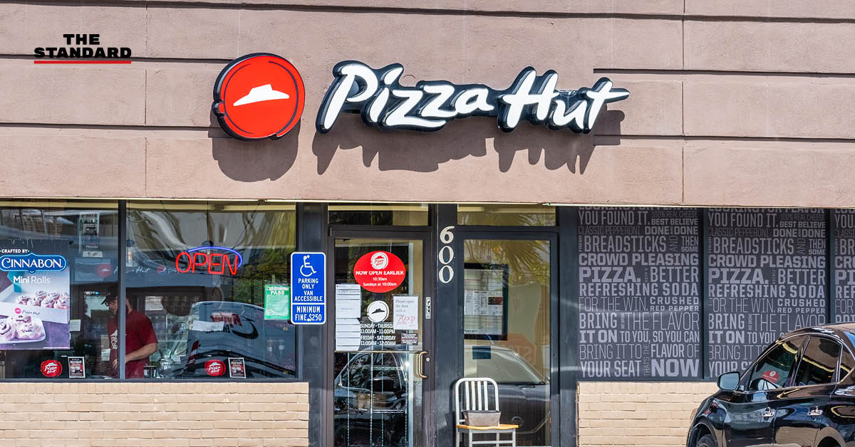 ไม่ทำแล้ว ร้าน Pizza Hut แฟรนไชส์รายใหญ่ที่สุดในสหรัฐฯ ประกาศปิดถาวร 300 สาขา ขายที่เหลืออีก 1 พันสาขา หลังยื่นล้มละลาย
