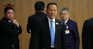 สันติ พร้อมพัฒน์ รัฐมนตรีช่วยว่าการกระทรวงการคลัง