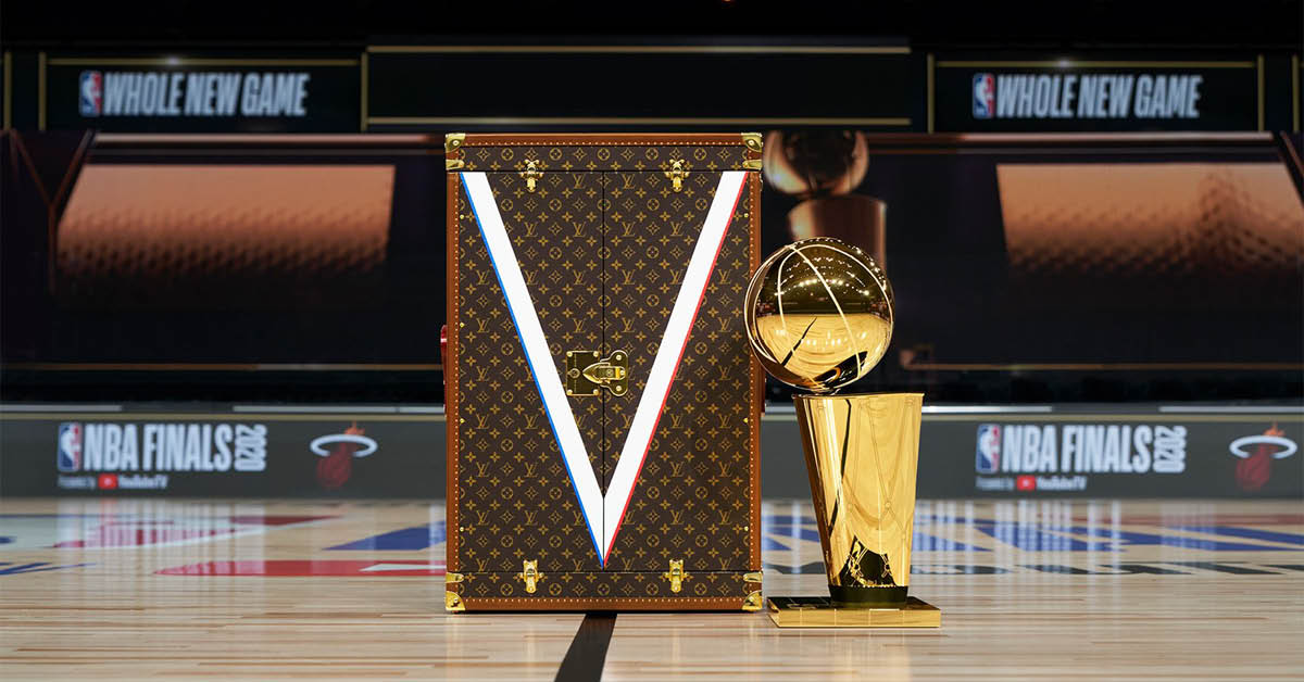 Louis Vuitton ออกแบบหีบถ้วยรางวัล Larry O’Brien ของการแข่งขัน NBA รอบไฟนอลเป็นครั้งแรก