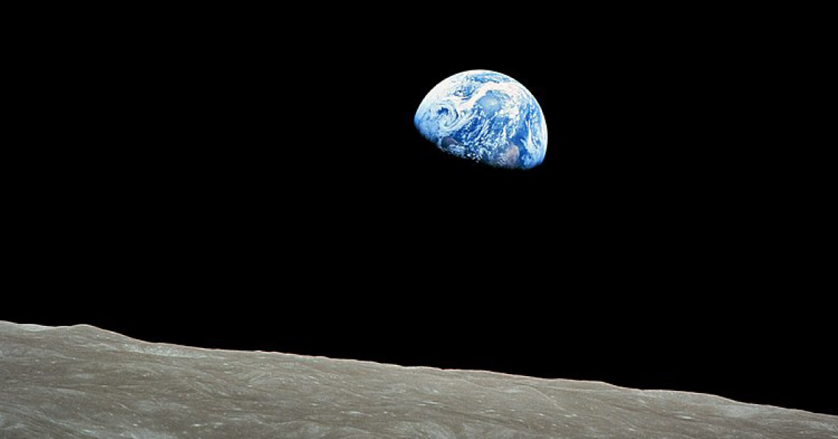 24 DEC 1968 มนุษย์บินสำรวจรอบดวงจันทร์ครั้งแรก