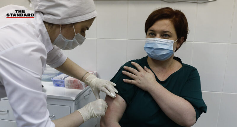 ปูตินสั่งแจกจ่ายวัคซีนต้านโควิด-19 ให้ประชาชนรัสเซียตั้งแต่สัปดาห์หน้า