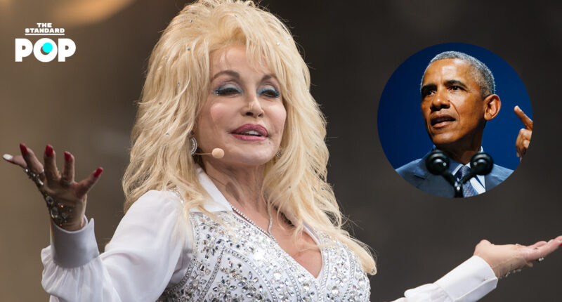 Barack Obama ระบุว่าการไม่ได้ให้เหรียญ Medal of Freedom แก่ Dolly Parton คือความผิดพลาดของเขาขณะดำรงตำแหน่ง