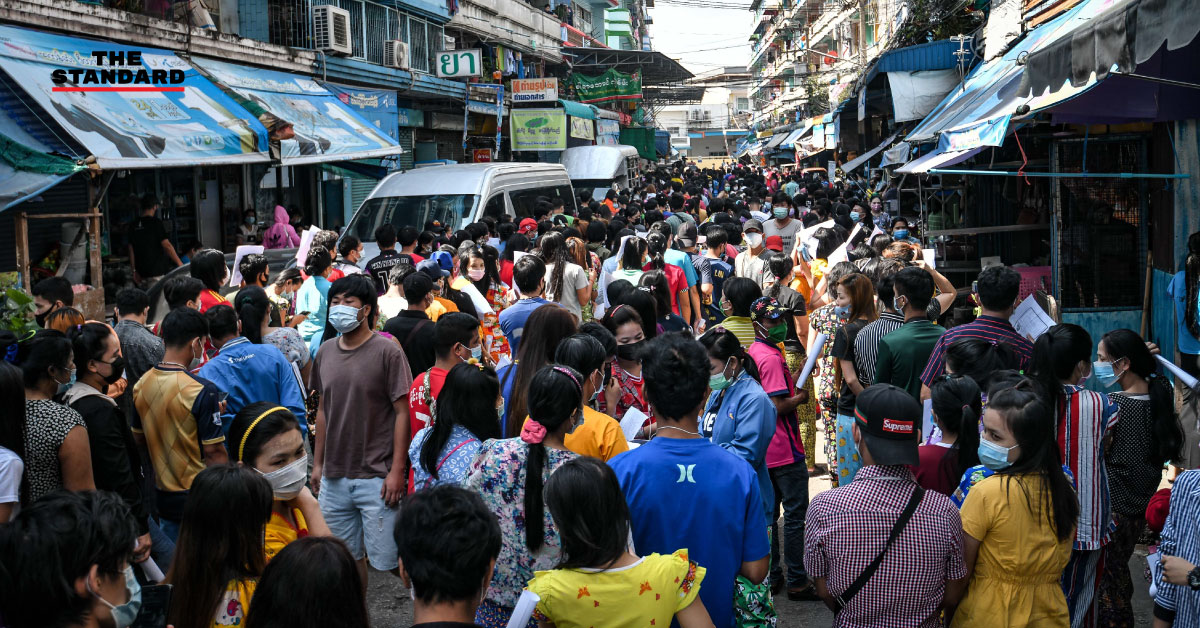 สมุทรสาครตรวจโควิด-19 เชิงรุกเข้มข้น คัดกรองชุมชนไทยยูเนี่ยน อาสาสมัครสาธารณสุขประชากรข้ามชาติ ช่วยสื่อสาร