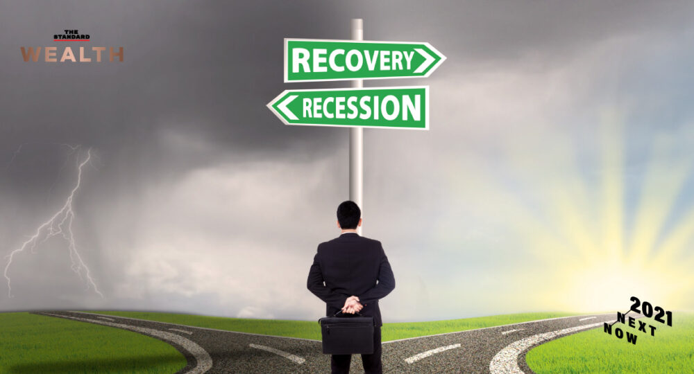 เศรษฐกิจไทยปี 2564 เสี่ยงถดถอยซ้ำซ้อน ฟื้นตัว K-Shaped ช่องว่างระหว่าง ‘คนรวย-คนจน’ ถ่างขึ้น หากยังคุมโควิด-19 ไม่อยู่