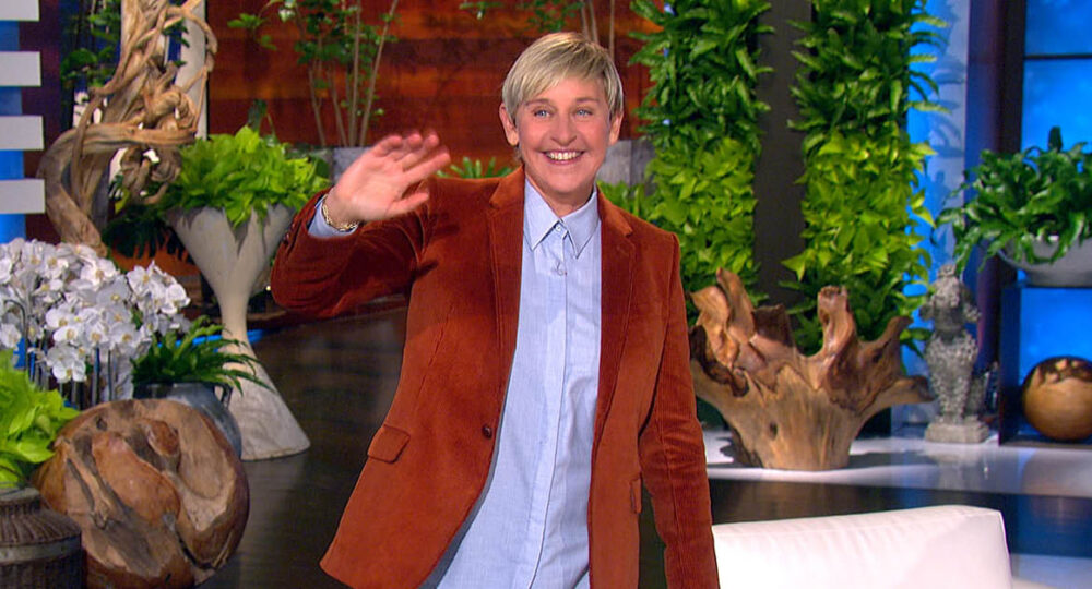 Ellen DeGeneres กลับมาทำหน้าที่พิธีกรรายการทอล์กโชว์ พร้อมแชร์ประสบการณ์การติดเชื้อโควิด-19