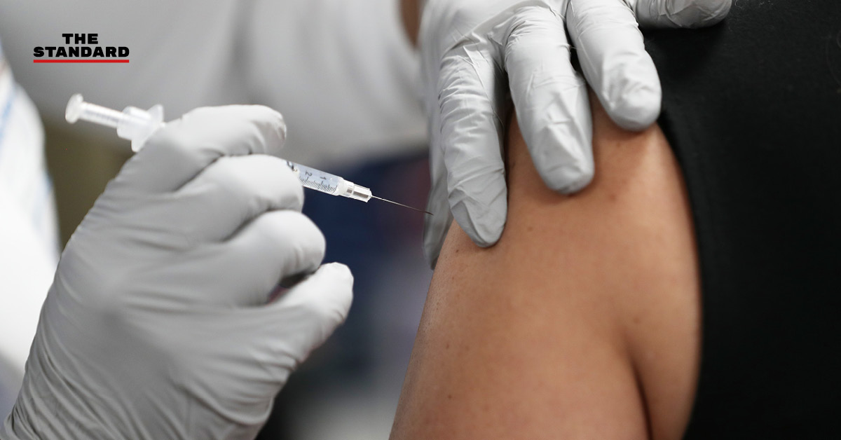 ผลข้างเคียงวัคซีนโควิด-19 หลังเริ่มฉีดทั่วโลก อาการรุนแรงมาก-น้อยแค่ไหน ต่างจากวัคซีนไข้หวัดใหญ่อย่างไร?