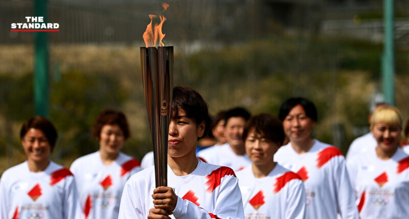 โตเกียว โอลิมปิก เริ่มต้นวิ่งคบเพลิง นับถอยหลัง 121 วันสู่พิธีเปิดการแข่งขันอย่างเป็นทางการ