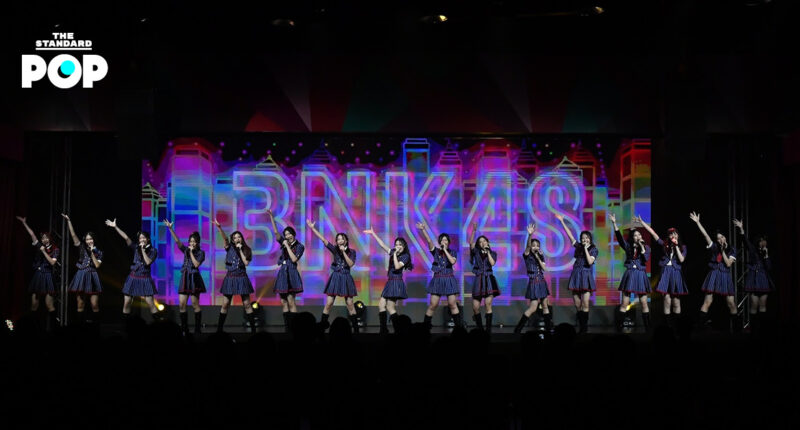 BNK48 Trainee Stage Ganbare! Kenkyuusei ‘วันแรก’ บนเวทีแห่งแสงสีเสียงและหยาดเหงื่อที่ได้ชื่อว่าเป็นโชว์ของ ‘พวกเธอเอง’