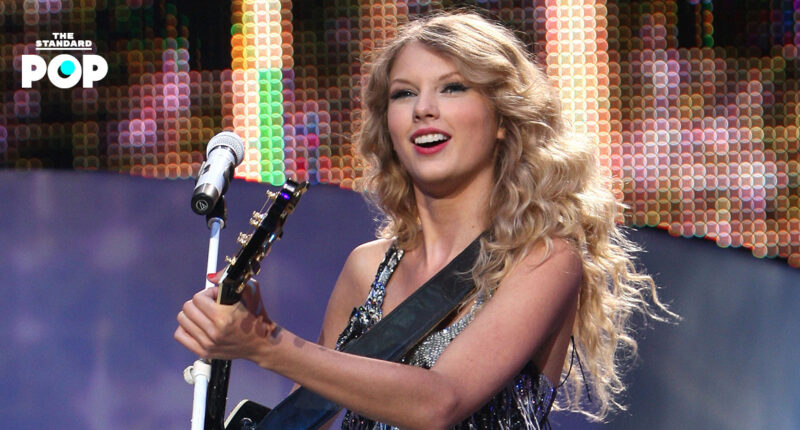 อัลบั้ม Fearless (Taylor’s Version) ของ Taylor Swift ทำยอดขายเกิน 500,000 ก๊อบปี้ ภายใน 24 ชั่วโมงแรกที่ถูกปล่อย
