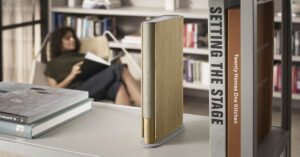 ลำโพงที่ดีไซน์เหมือน ‘หนังสือ’ Bang & Olufsen เปิดตัวลำโพงไร้สายรุ่นใหม่ เน้นบางหรู เคาะราคาขายเริ่ม 2 หมื่นบาท