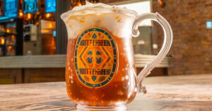 จิบบัตเตอร์เบียร์ในร้านไม้กวาดสามอัน! Harry Potter Store ในนิวยอร์ก เตรียมเปิดโซน Butterbeer Bar