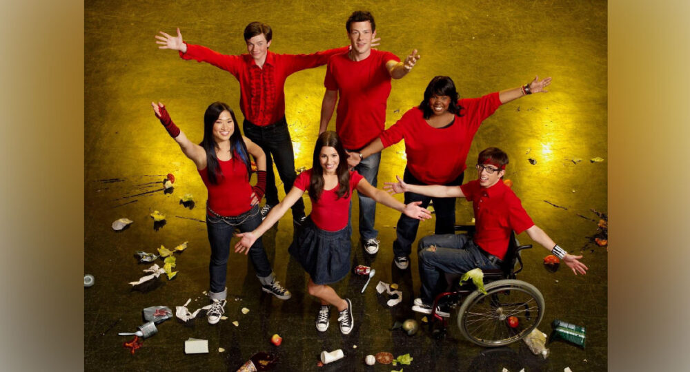 19 พฤษภาคม 2009 - ครบรอบ 12 ปีซีรีส์ Glee ฉายวันแรก