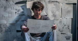 Freddie Highmore จะวางแผนปล้นธนาคารแห่งชาติสเปนใน Way Down ภาพยนตร์โจรกรรมล่าสุดจากทีมสร้าง The Impossible มาร่วมทีมปล้น