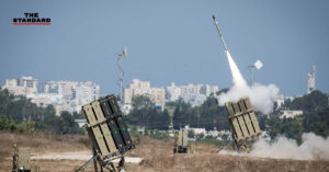 กองทัพอิสราเอลเผยระบบ Iron Dome ทำลายจรวดฮามาสได้ไม่ถึงครึ่ง แต่ประสิทธิภาพแม่นยำ สกัดเป้าหมายที่เล็งไว้ได้ 90%