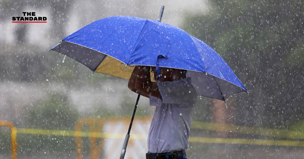 อุตุฯ เผย ประเทศไทยเข้าฤดูฝน 15 พฤษภาคมนี้ เตือนเกษตรกรระวังปริมาณฝนมากกว่าปกติเล็กน้อย