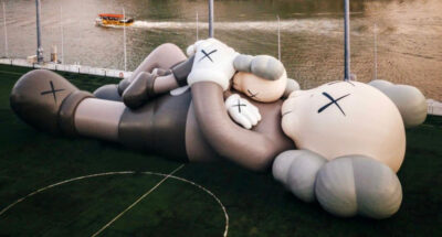 KAWS: HOLIDAY