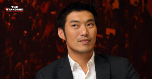 ธนาธร จึงรุ่งเรืองกิจ