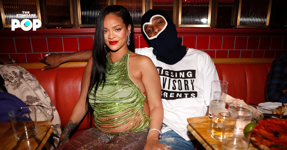 Rihanna เผยถึงความยากเย็นในการเก็บเรื่องการตั้งครรภ์เป็นความลับจากเพื่อนๆ