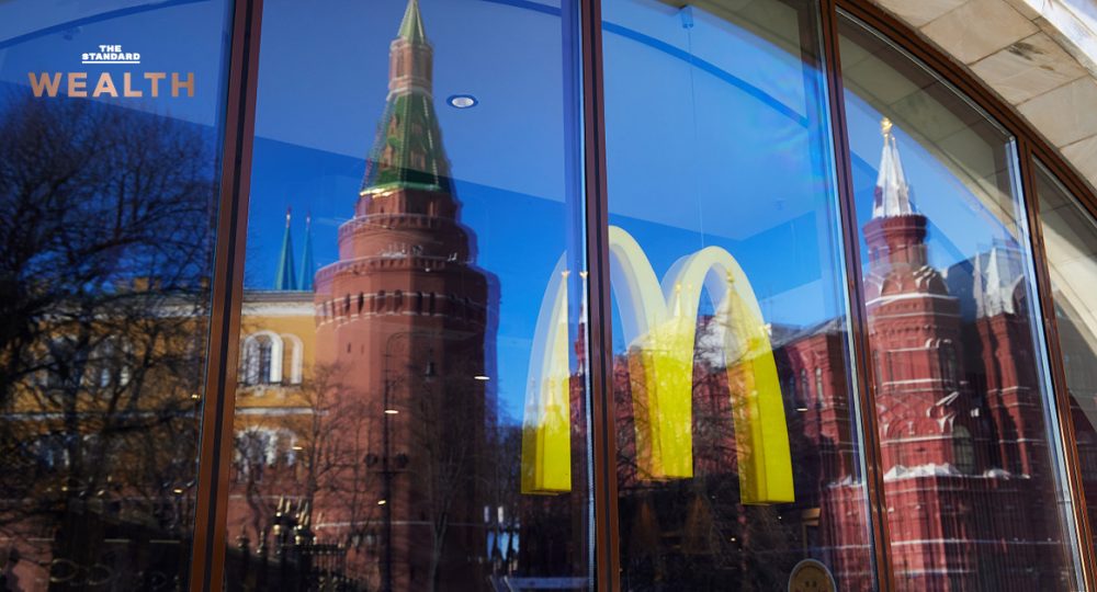 McDonald's คาดต้องเสียเงิน 1.7 พันล้านบาทต่อเดือนเมื่อปิดร้านในรัสเซีย ส่วน PlayStation และ Ferrari ประกาศยุติการขายแล้ว