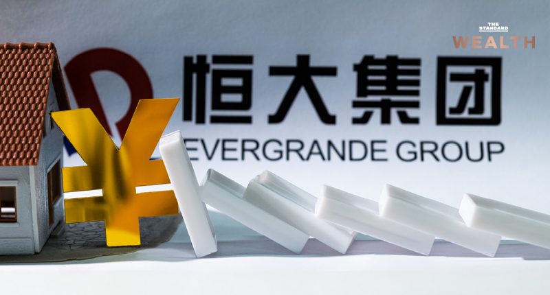 วิกฤต ‘China Evergrande’ ยังไม่จบ แบงก์สั่งยึดเงินสด 2,000 ล้านดอลลาร์ หลังบริษัทเลื่อนส่งงบการเงิน