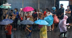 ฝนตก-รถติด