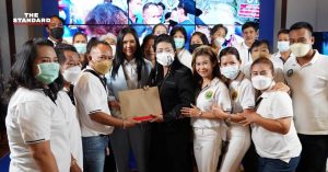ผู้ค้าสลากร้องไทยสร้างไทย