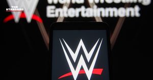WWE ควบรวม UFC