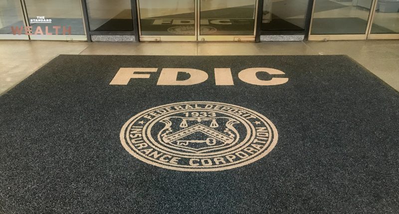 FDIC เก็บเงินสมทบ