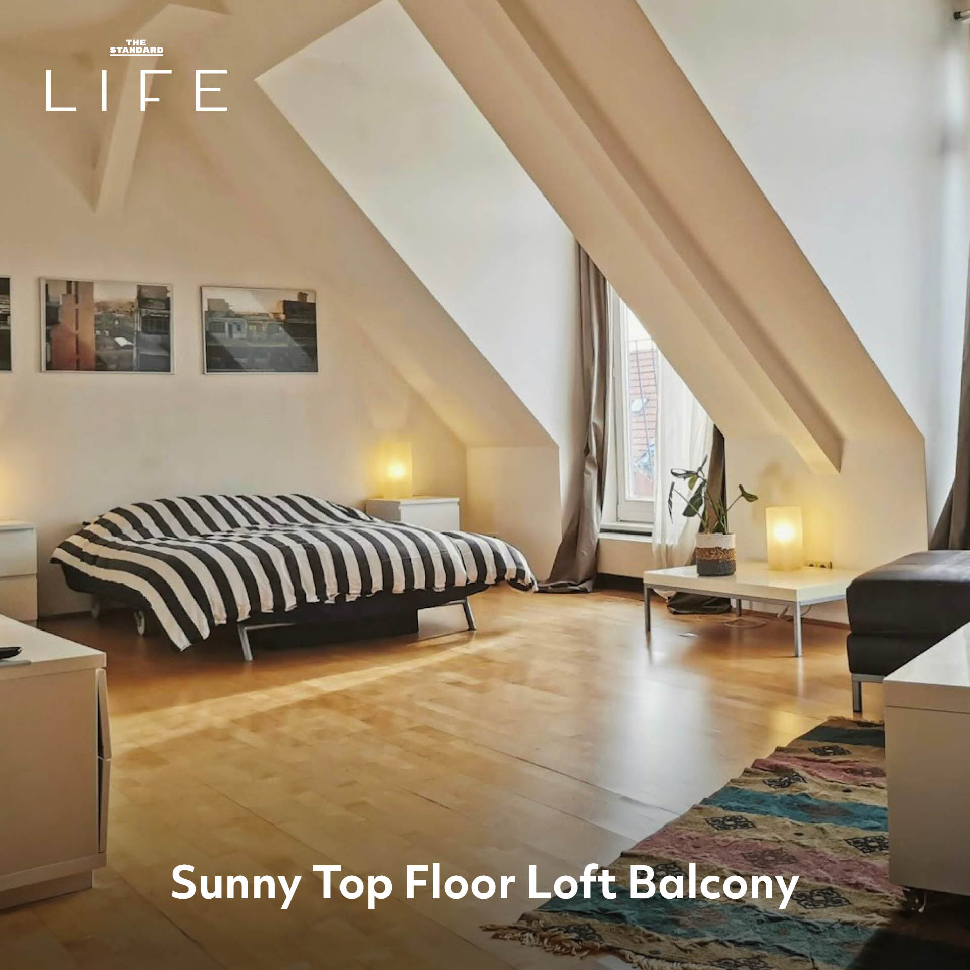 Sunny Top Floor Loft Balcony