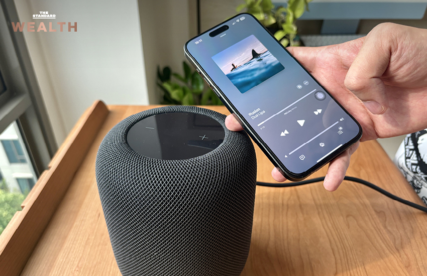 Apple HomePod และ iPhone ที่เชื่อมต่อ