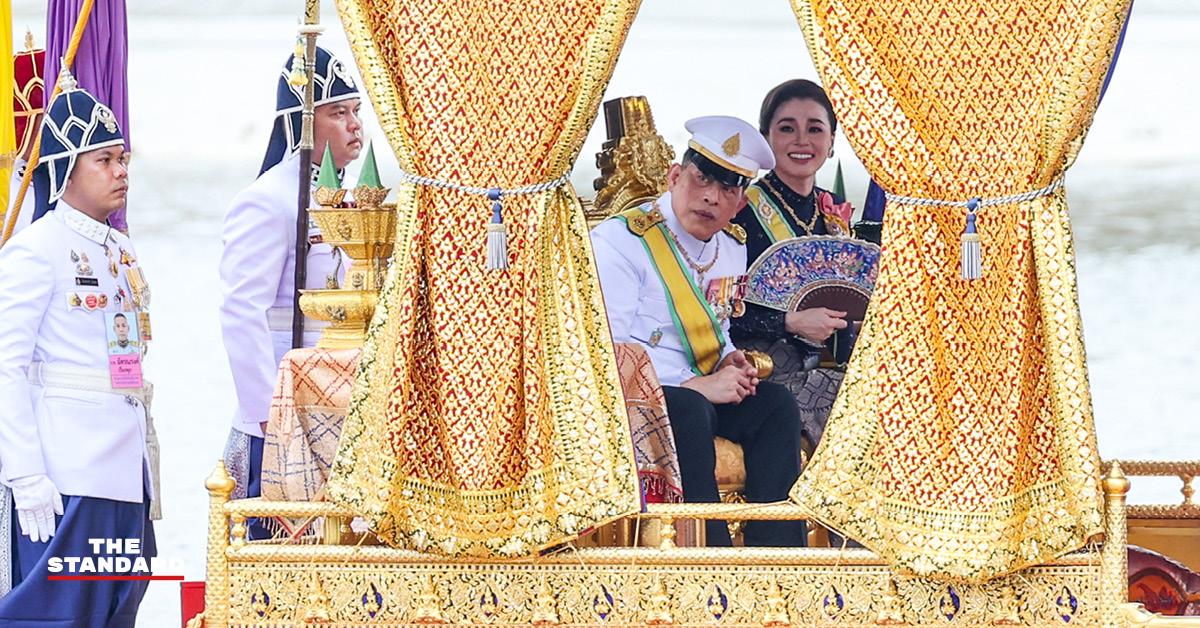 ในหลวง-พระราชินี