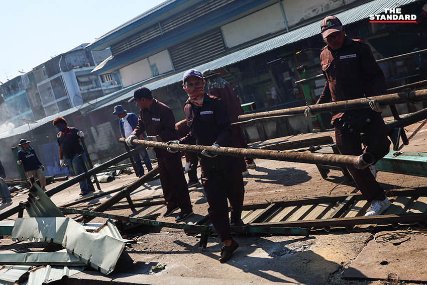 ภารกิจไล่รื้อ ‘ตลาดลาว’ เขตคลองเตย 