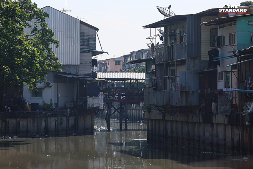 ภารกิจไล่รื้อ ‘ตลาดลาว’ เขตคลองเตย 