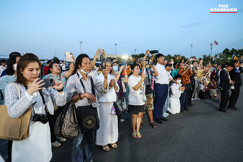 อัญเชิญ ‘พระเขี้ยวแก้ว’