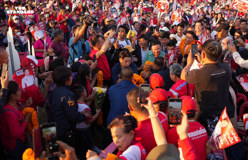 thaksin-campaigns-chiangmai