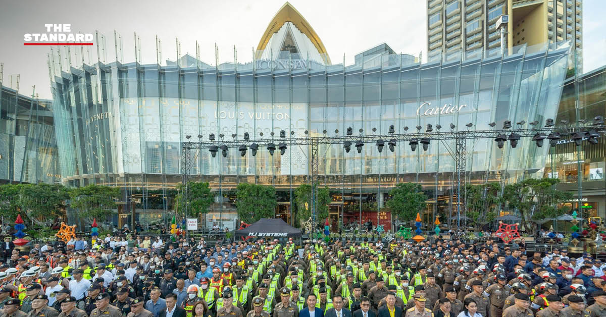 iconsiam-safety-facility-amazing-thailand-countdown-2025