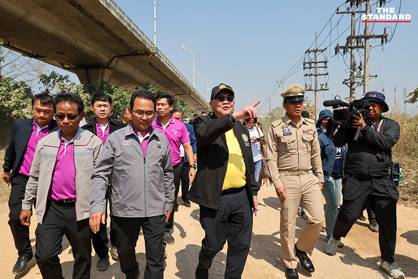 ภูมิธรรม ลงพื้นที่ตรวจเยีชายแดนแม่สอด พร้อมคณะ 