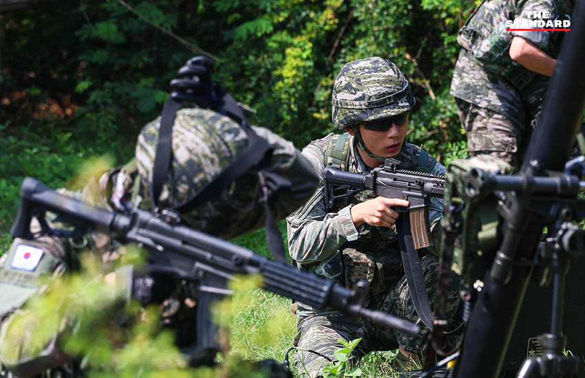 ทหารไทย สหรัฐ และเกาหลีใต้ ร่วมฝึกยุทธ์สะเทินน้ำสะเทินบกในการฝึกคอบร้าโกลด์ 2025 ที่หาดยาว สัตหีบ