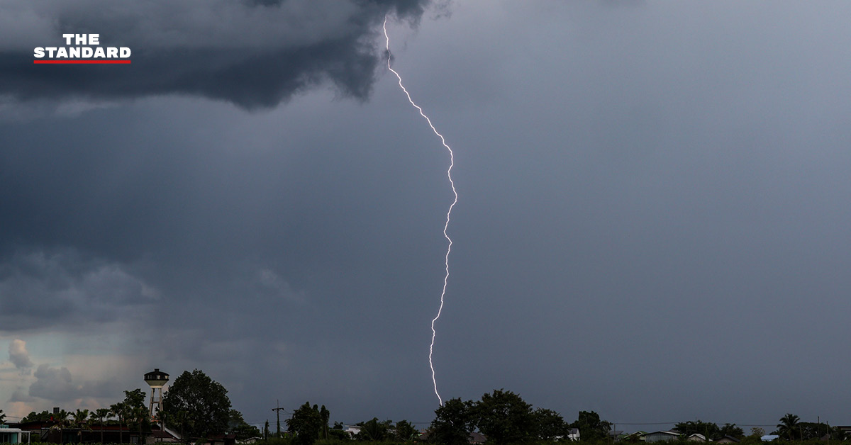 summer-storm-thailand