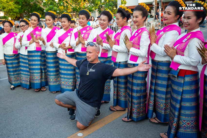 การแสดงฟ้อนเล็บอัตลักษณ์เชียงใหม่ที่ลานสามกษัตริย์ ทำลายสถิติโลก Guinness World Records