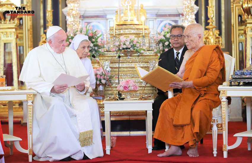 พระสันตะปาปาฟรานซิสเข้าเฝ้าสมเด็จพระสังฆราช ณ พระอุโบสถวัดราชบพิธ ในวันที่ 21 พฤศจิกายน 2562
