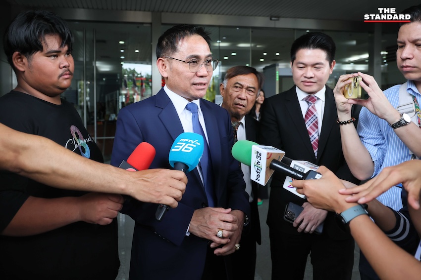 ทนายยิ่งลักษณ์เตรียมนำหลักฐานระบายข้าว