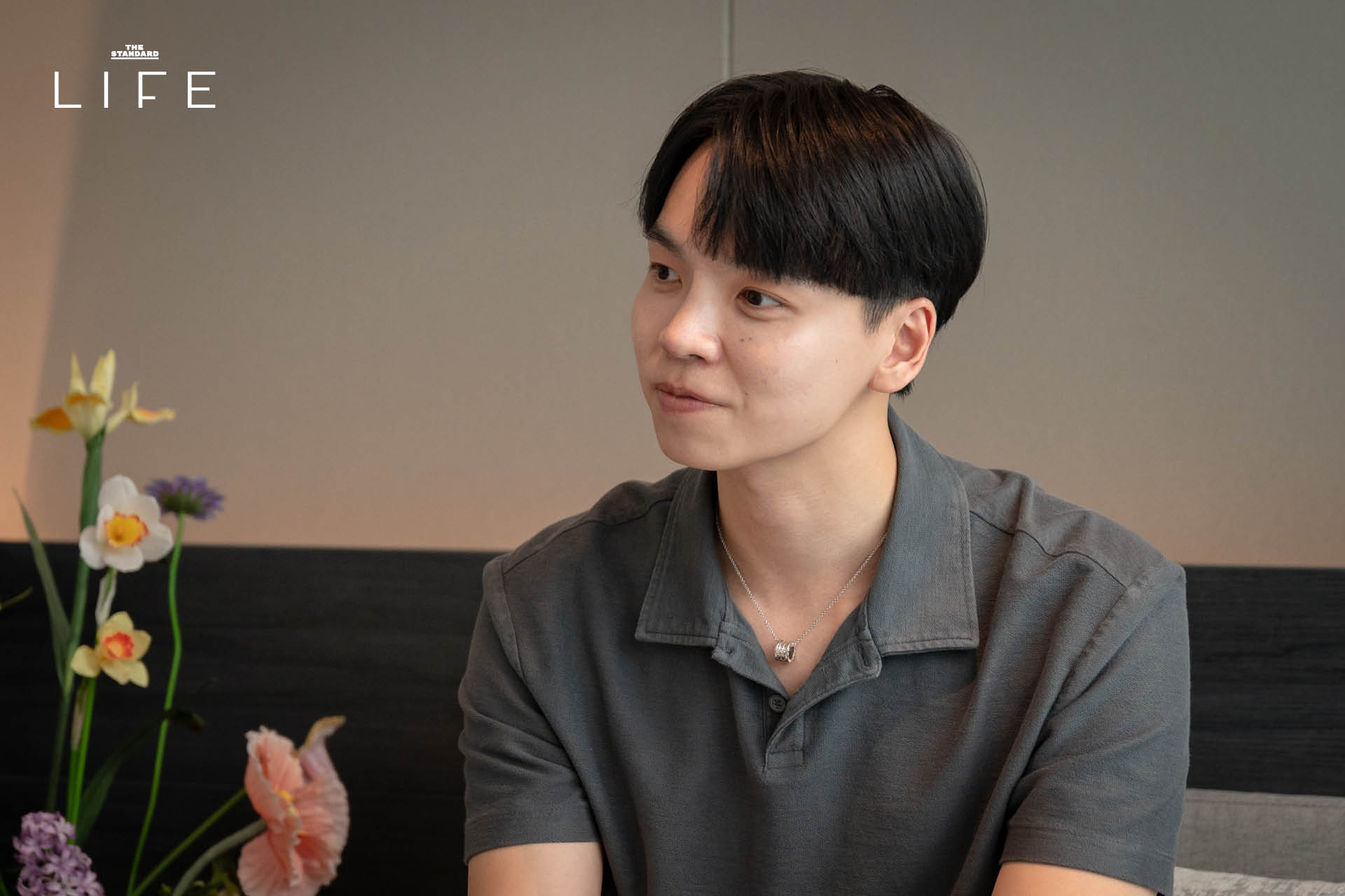 หมอเชิ้ต ผู้เชี่ยวชาญผมร่วงและผมบางชื่อดังในโซเชียล