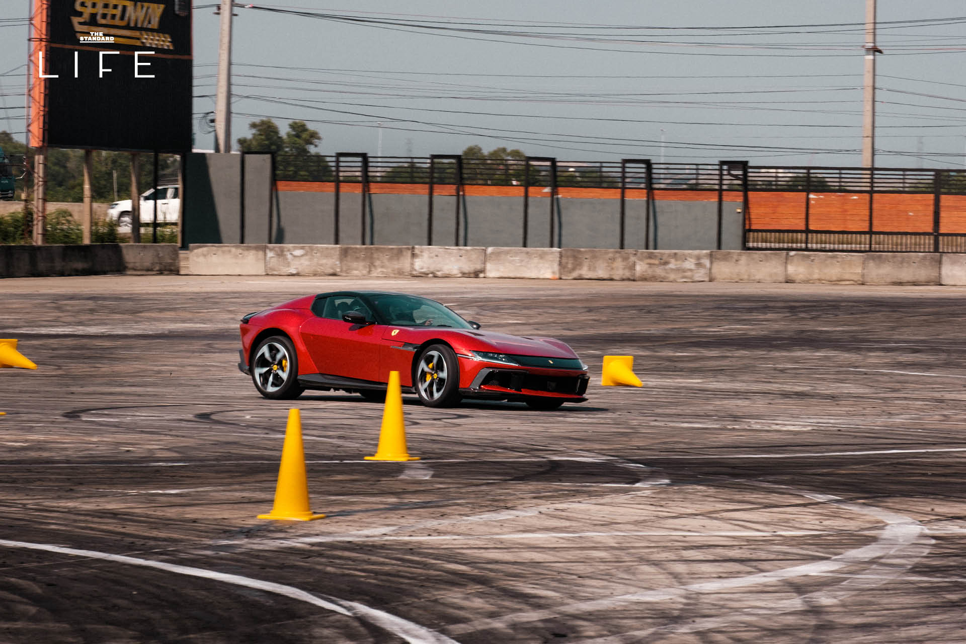 Ferrari 12Cilindri Spider